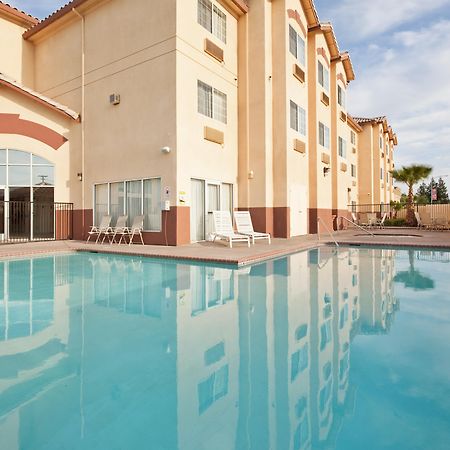 Holiday Inn Express Madera By Ihg Екстериор снимка