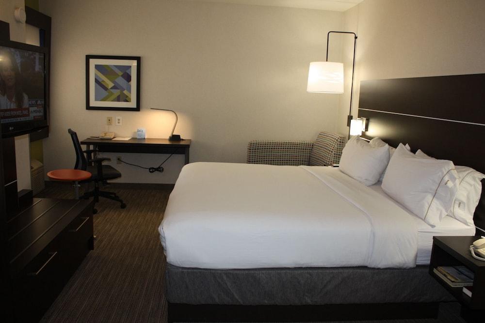 Holiday Inn Express Madera By Ihg Екстериор снимка