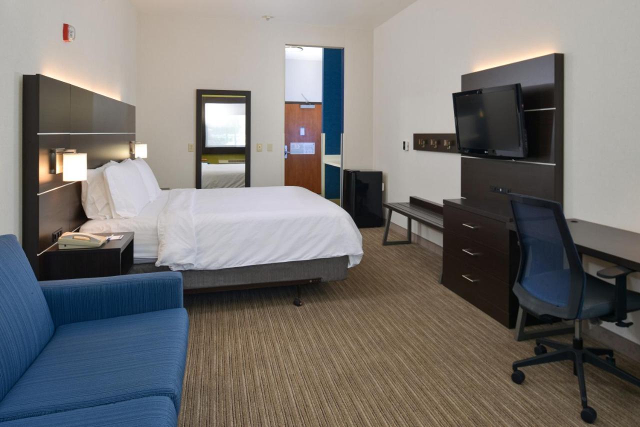 Holiday Inn Express Madera By Ihg Екстериор снимка
