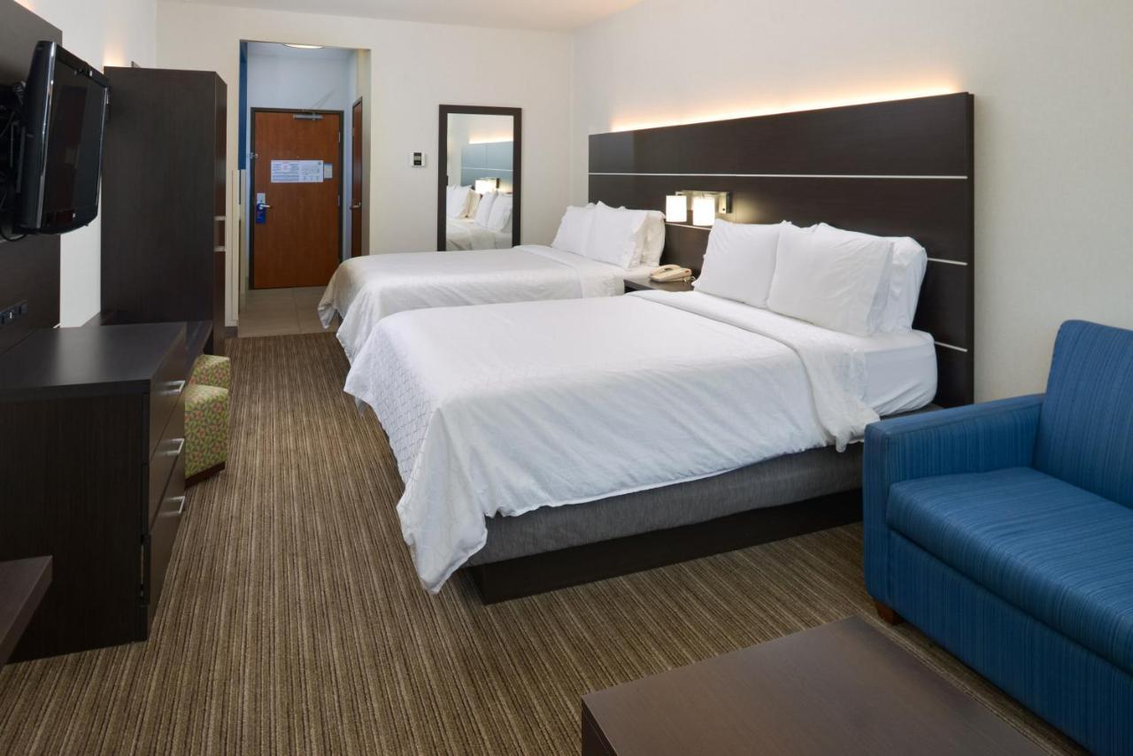 Holiday Inn Express Madera By Ihg Екстериор снимка
