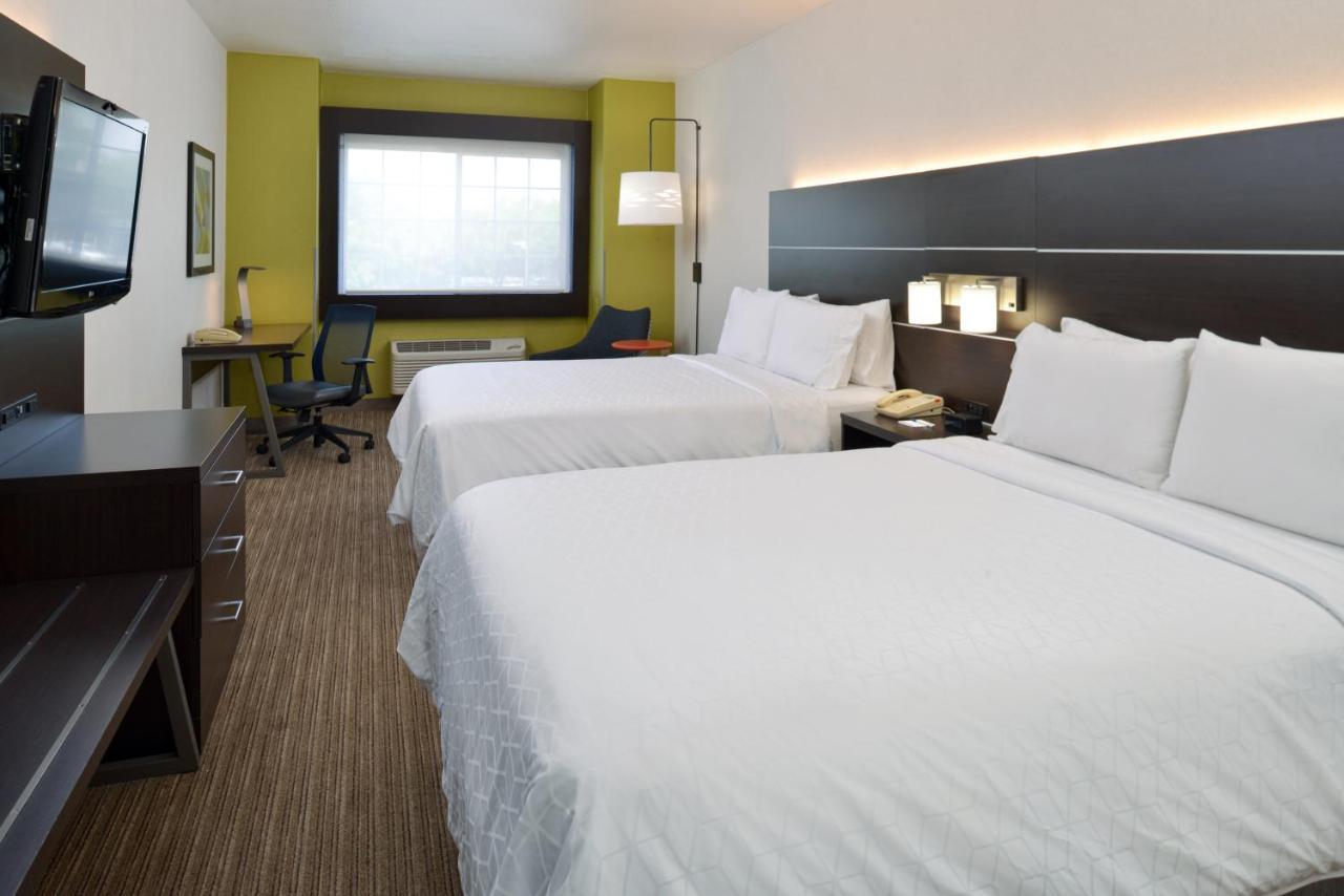 Holiday Inn Express Madera By Ihg Екстериор снимка