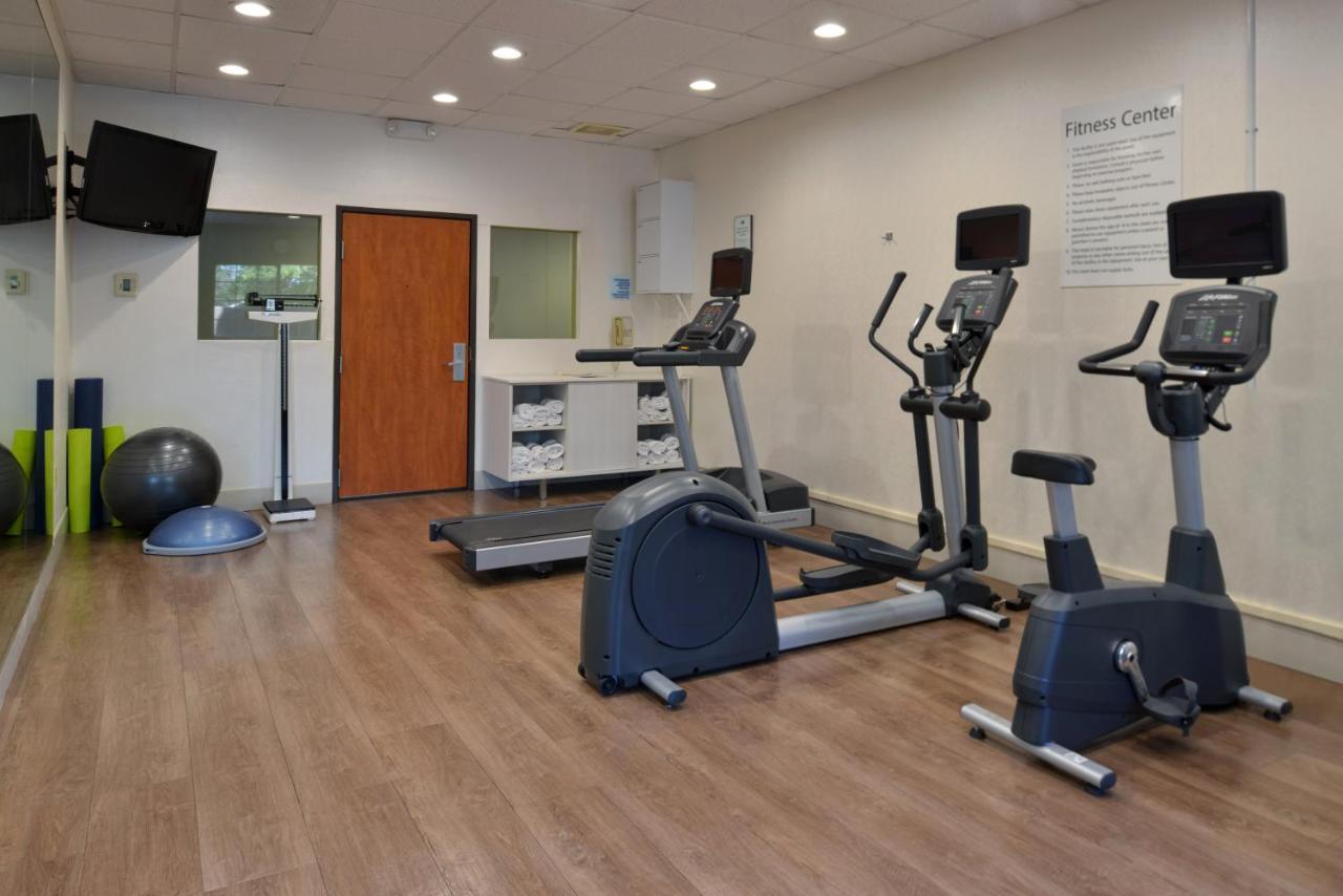 Holiday Inn Express Madera By Ihg Екстериор снимка