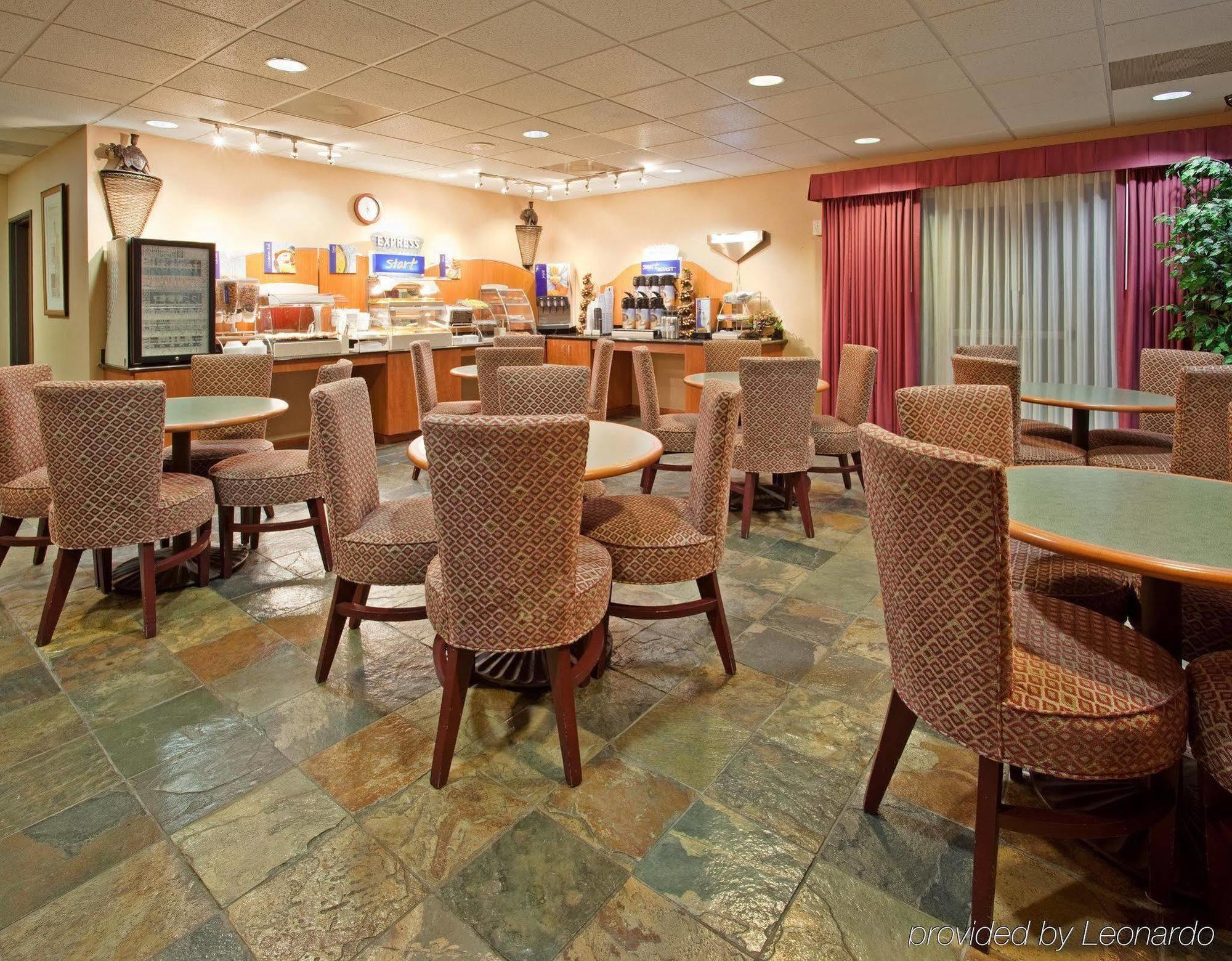 Holiday Inn Express Madera By Ihg Екстериор снимка
