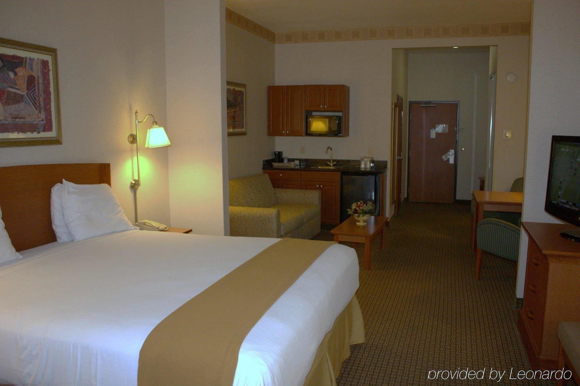 Holiday Inn Express Madera By Ihg Екстериор снимка