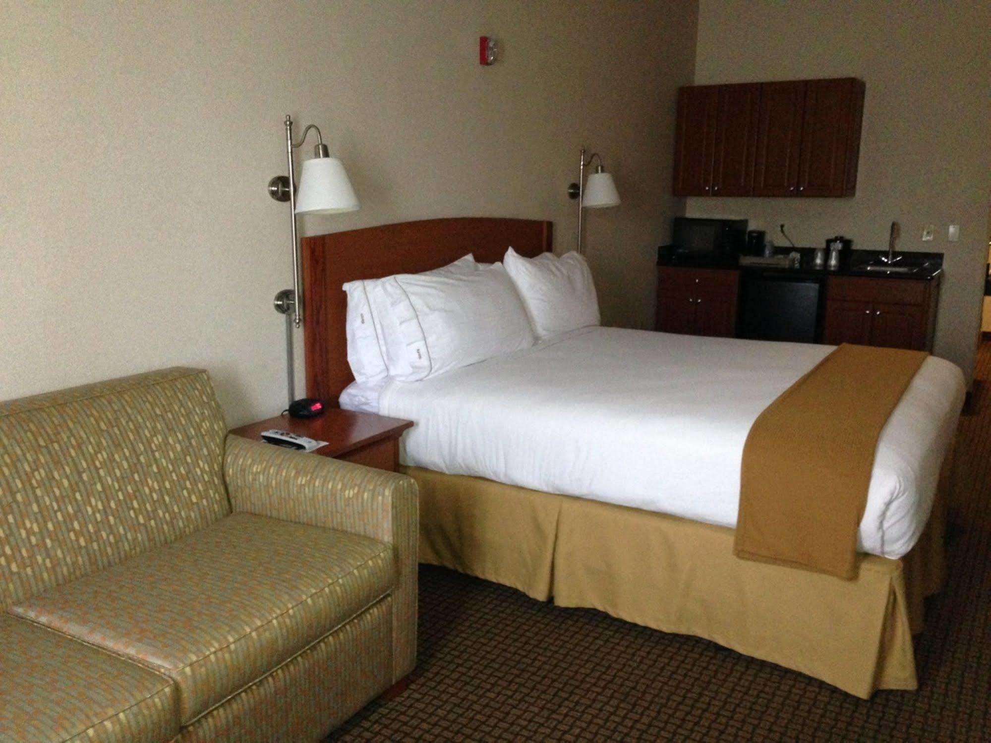 Holiday Inn Express Madera By Ihg Екстериор снимка